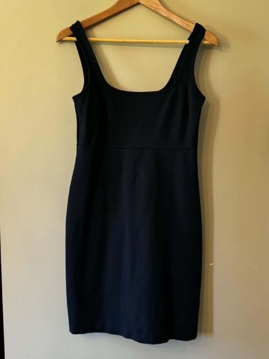 LOFT Dresses & Skirts - LOFT Black Sleeveless Stretch Dress — Size 2
